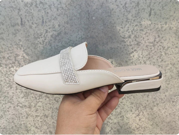 SQUARE TOE CHAIN MULE SLIDES