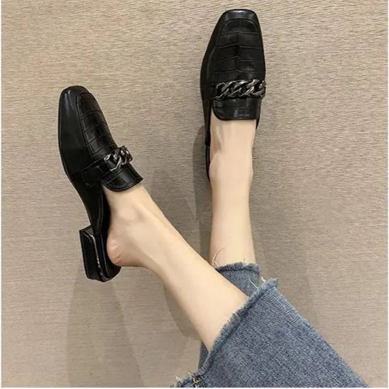 SQUARE TOE CHAIN MULE SLIDES