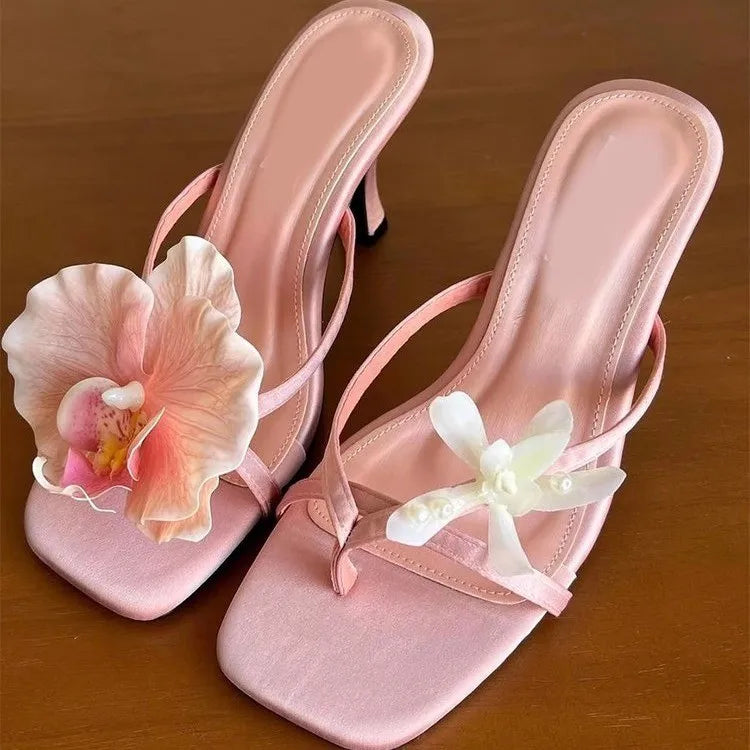 FLORAL SQUARE TOE HEEL