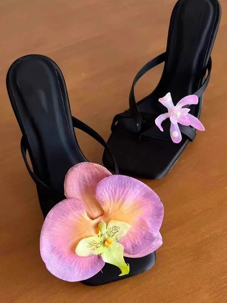 FLORAL SQUARE TOE HEEL