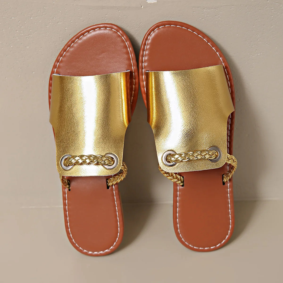 SOFT PU LEATHER FLAT SANDALS
