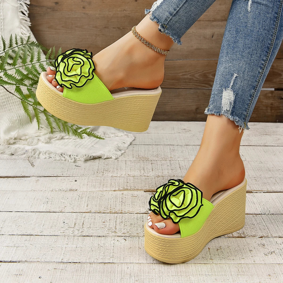 FLORAL WEDGE HEEL SANDALS