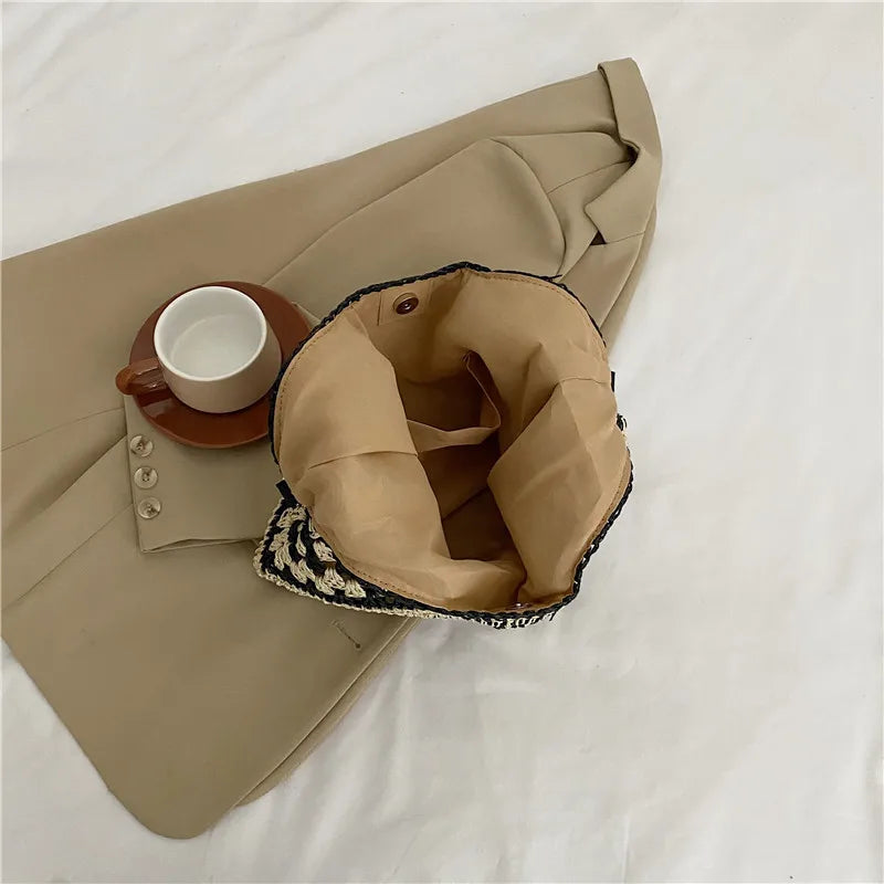 WOVEN SHOULDER BAG