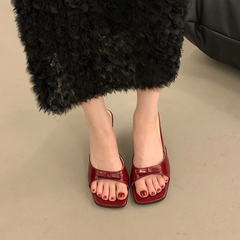 BOW KNOT SQUARE TOE MUEL HEEL