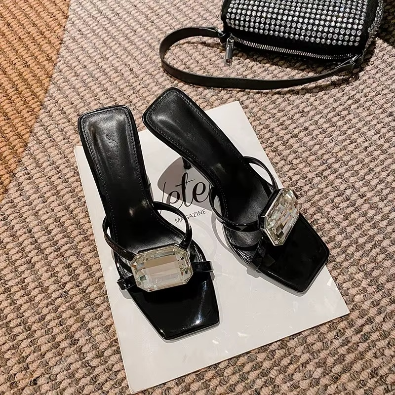 CRYSTAL SQUARE TOE LUX HEEL