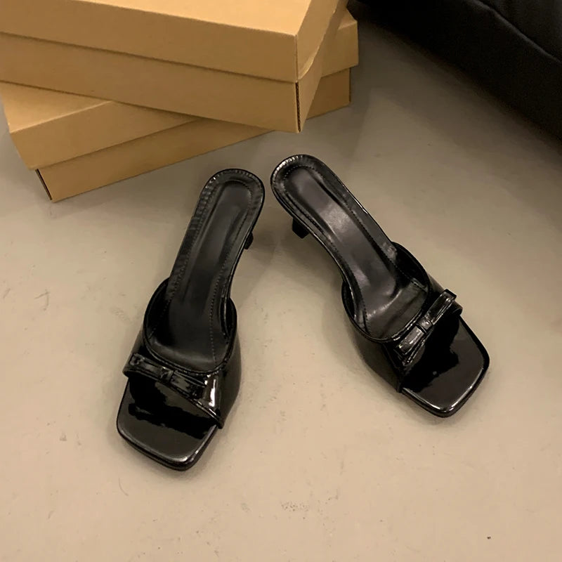 BOW KNOT SQUARE TOE MUEL HEEL
