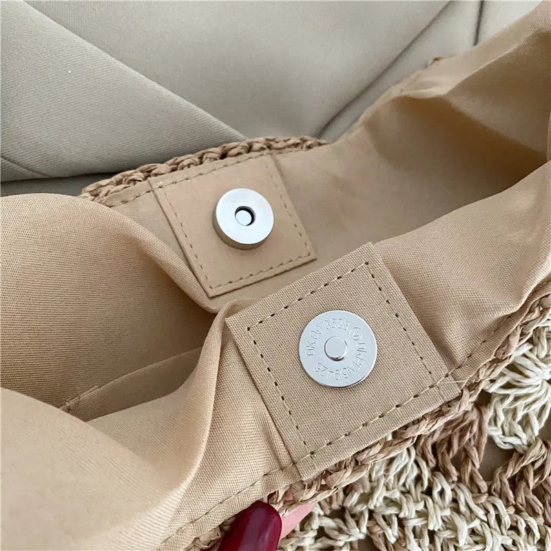 WOVEN SHOULDER BAG