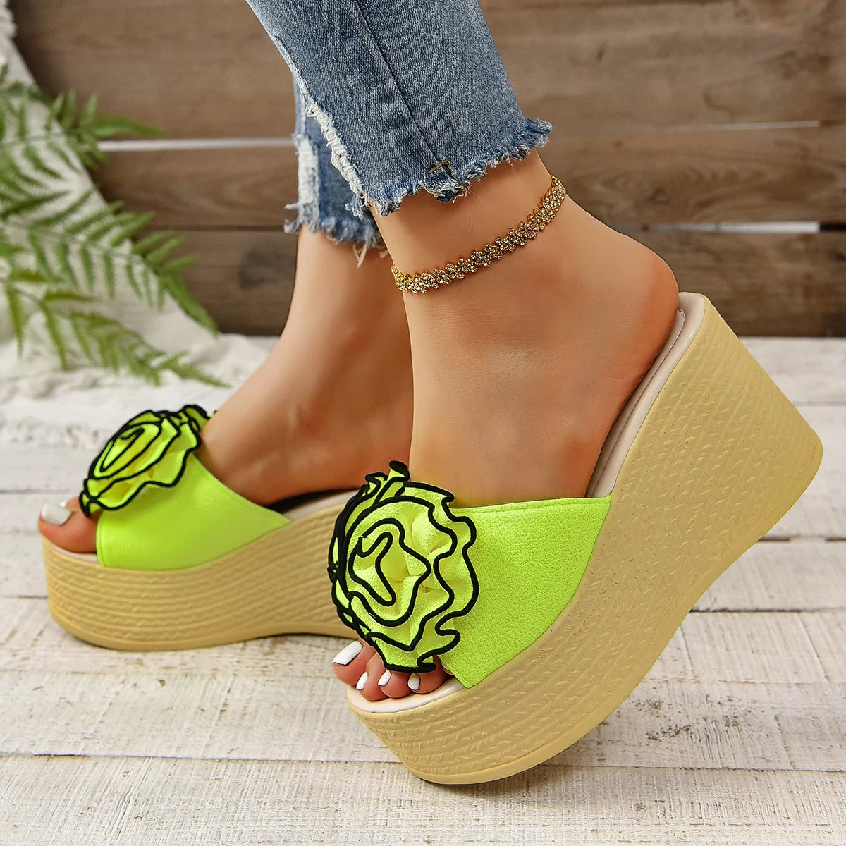 FLORAL WEDGE HEEL SANDALS