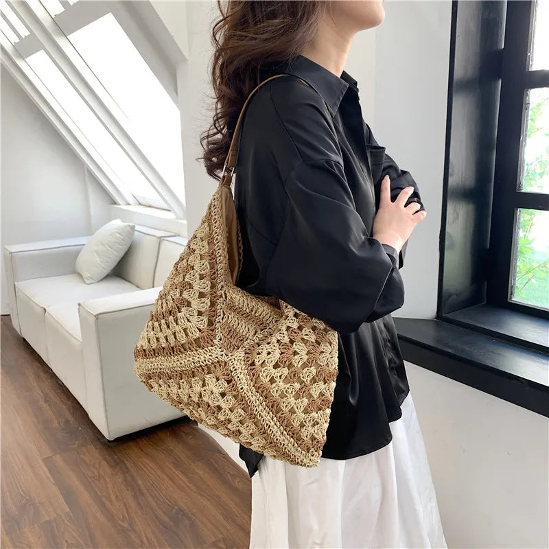 WOVEN SHOULDER BAG