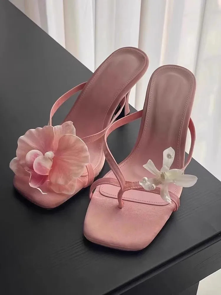 FLORAL SQUARE TOE HEEL