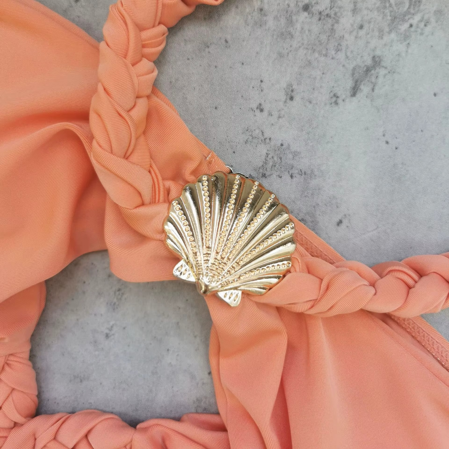 HOLLOW HALTER SKIRT
