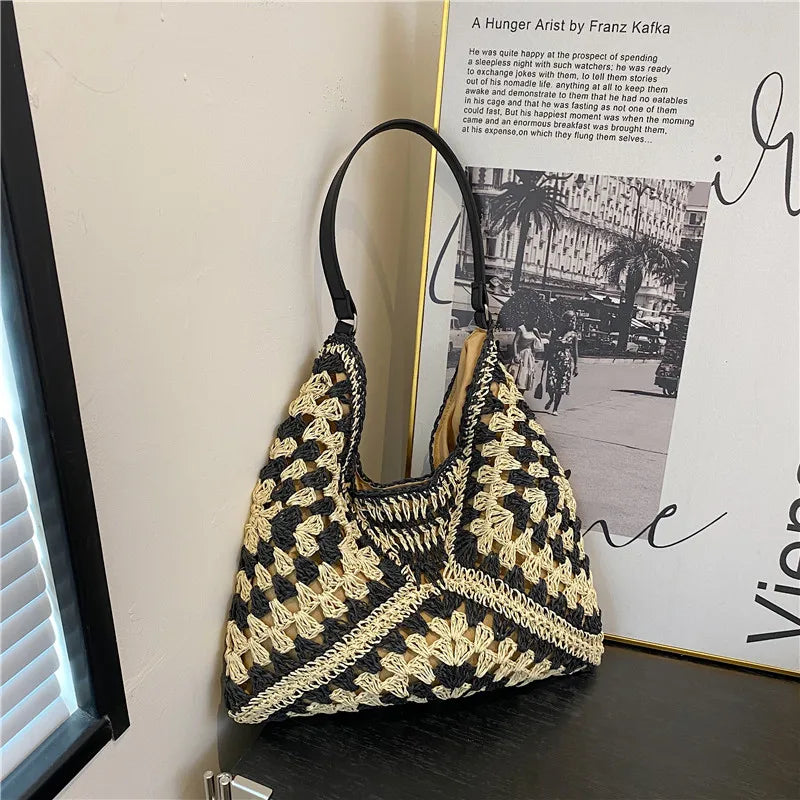 WOVEN SHOULDER BAG