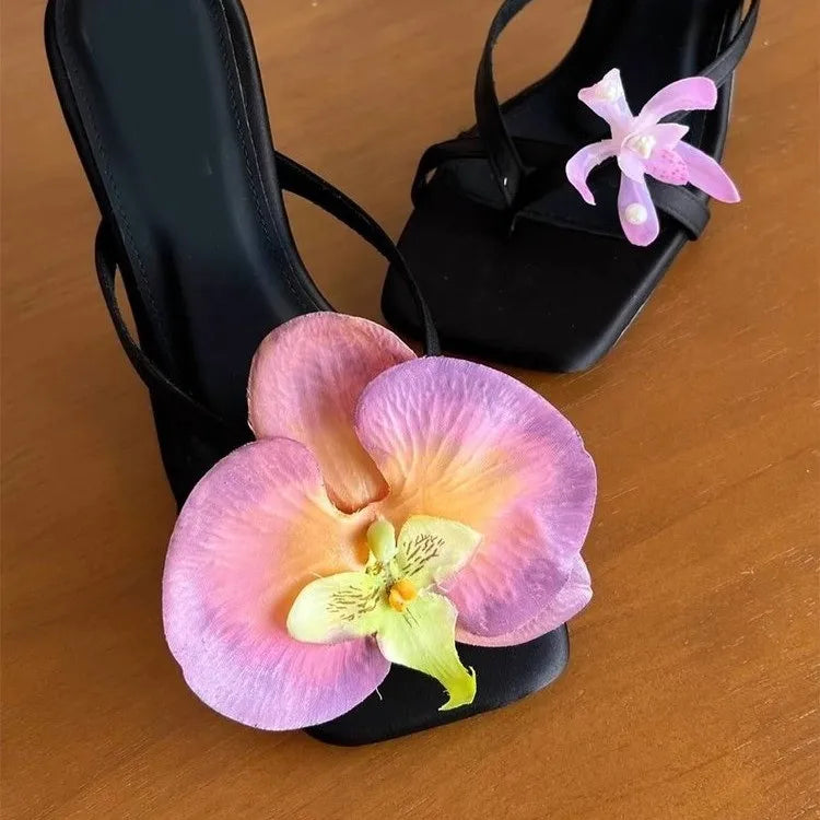 FLORAL SQUARE TOE HEEL