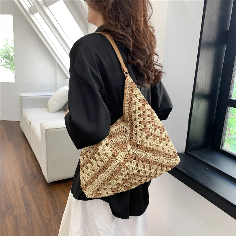 WOVEN SHOULDER BAG