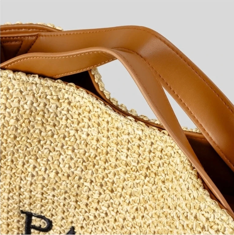 BOLD STRAW BAG