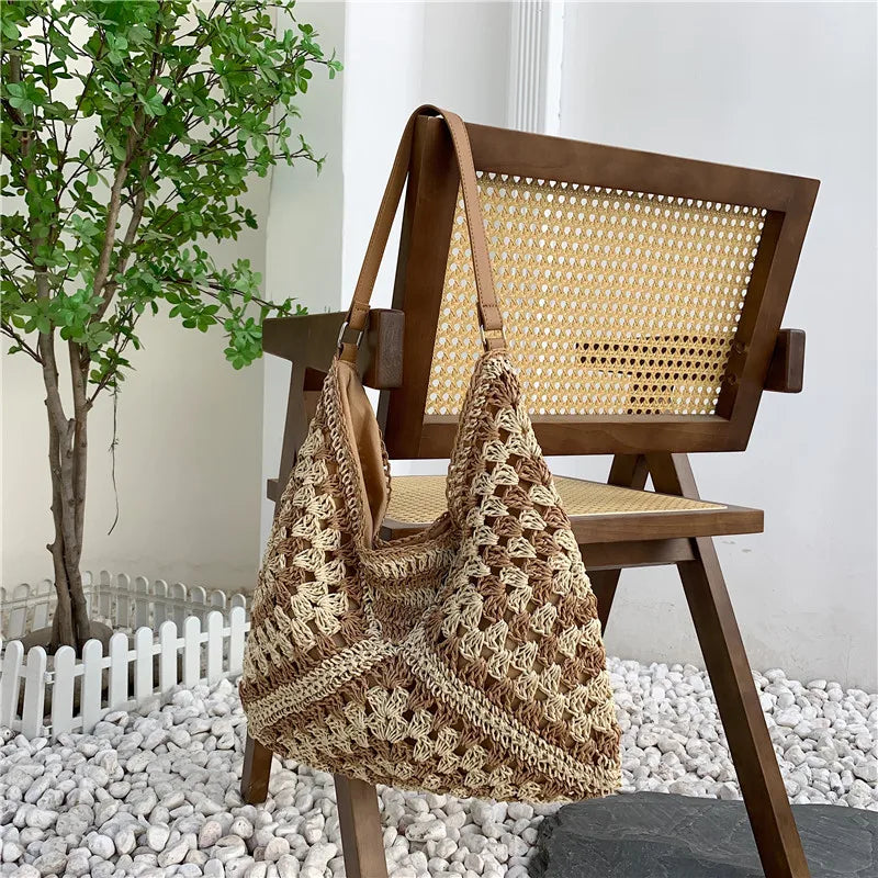WOVEN SHOULDER BAG