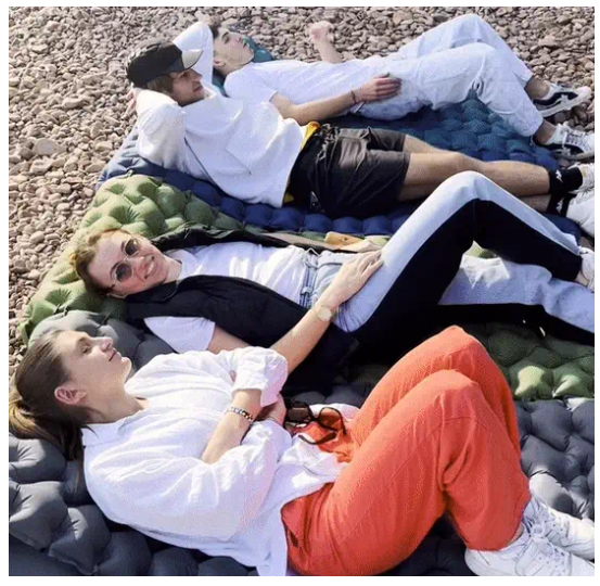 SINGLE INFLATABLE MATTRESS