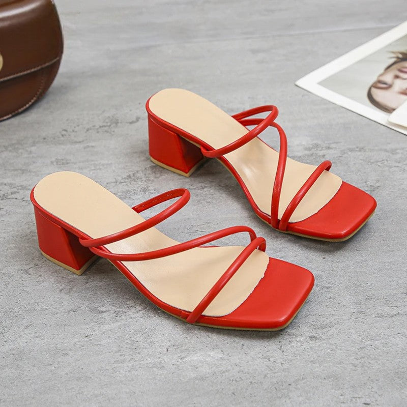 SQUARE TOE STRAP LOW HEEL