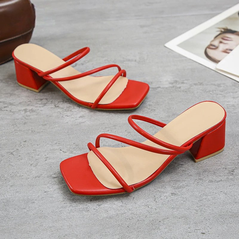 SQUARE TOE STRAP LOW HEEL