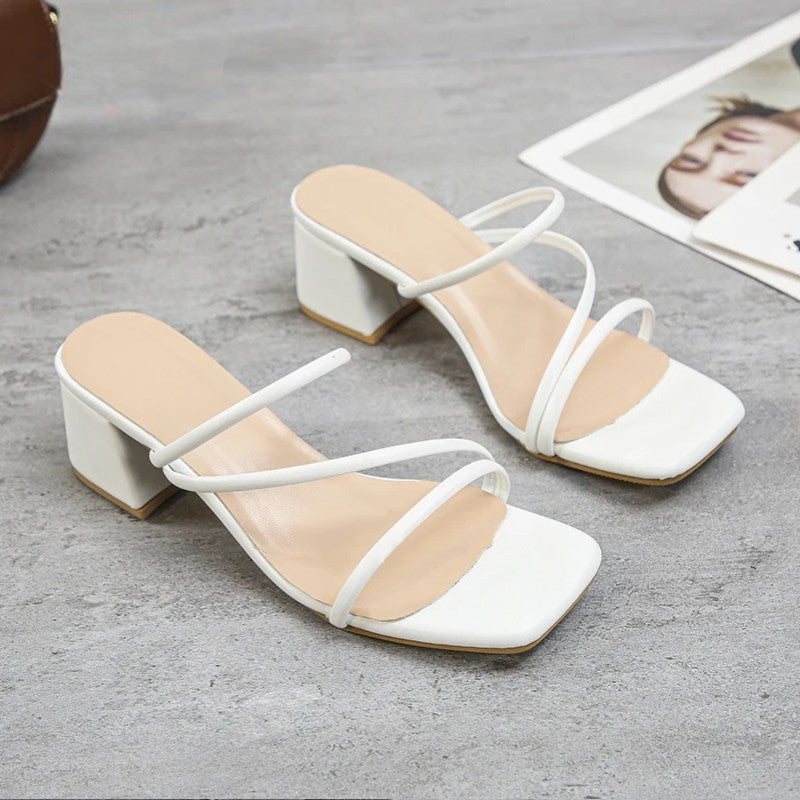SQUARE TOE STRAP LOW HEEL