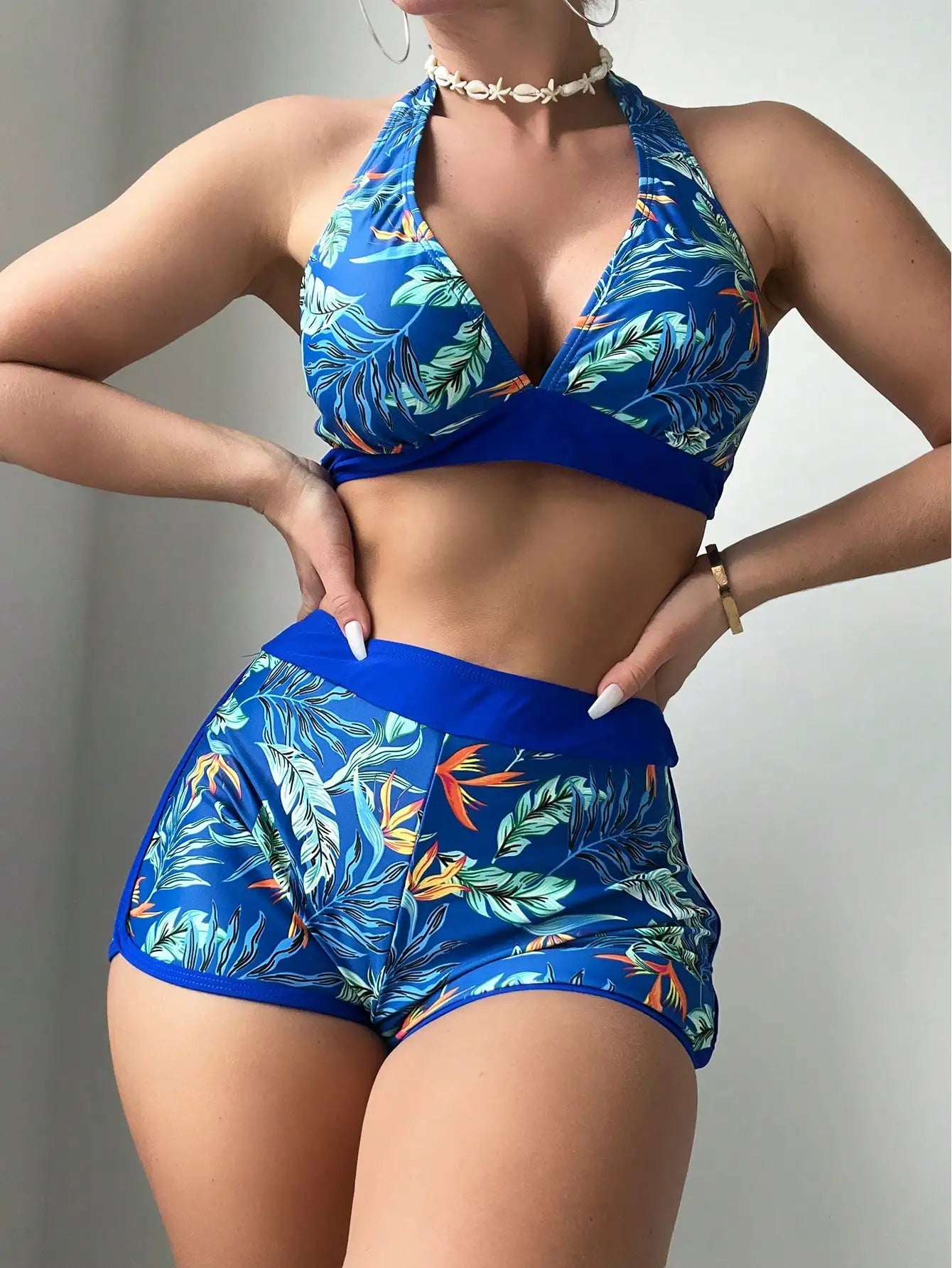 HALTER TOP BEACHWEAR