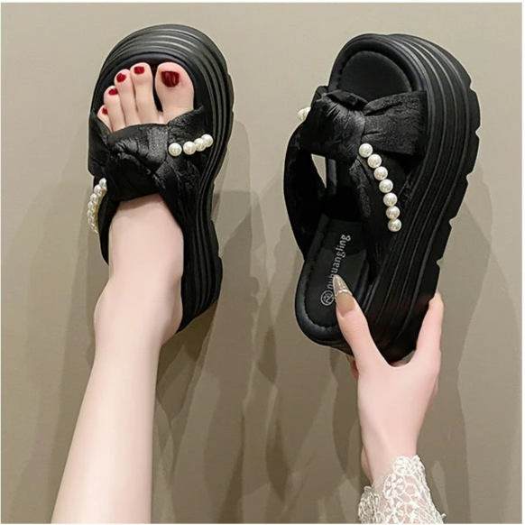 BOLD SOLE PEARL SANDALS