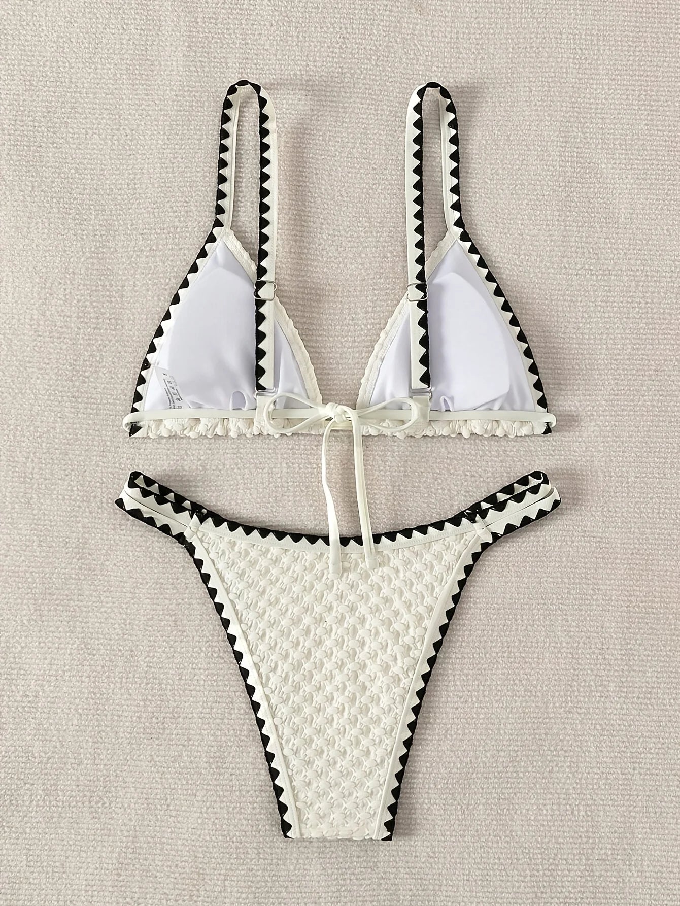 STRING TRIANGLE BIKINI