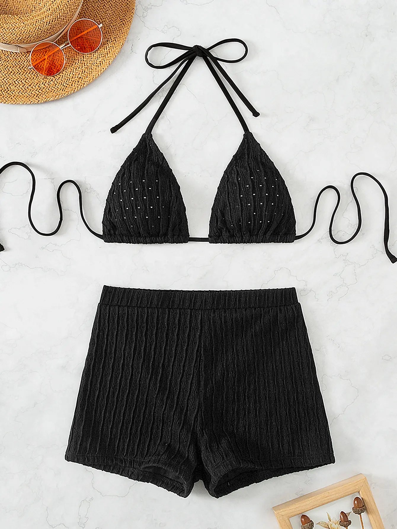 HALTER TOP WITH HIGHWAIST