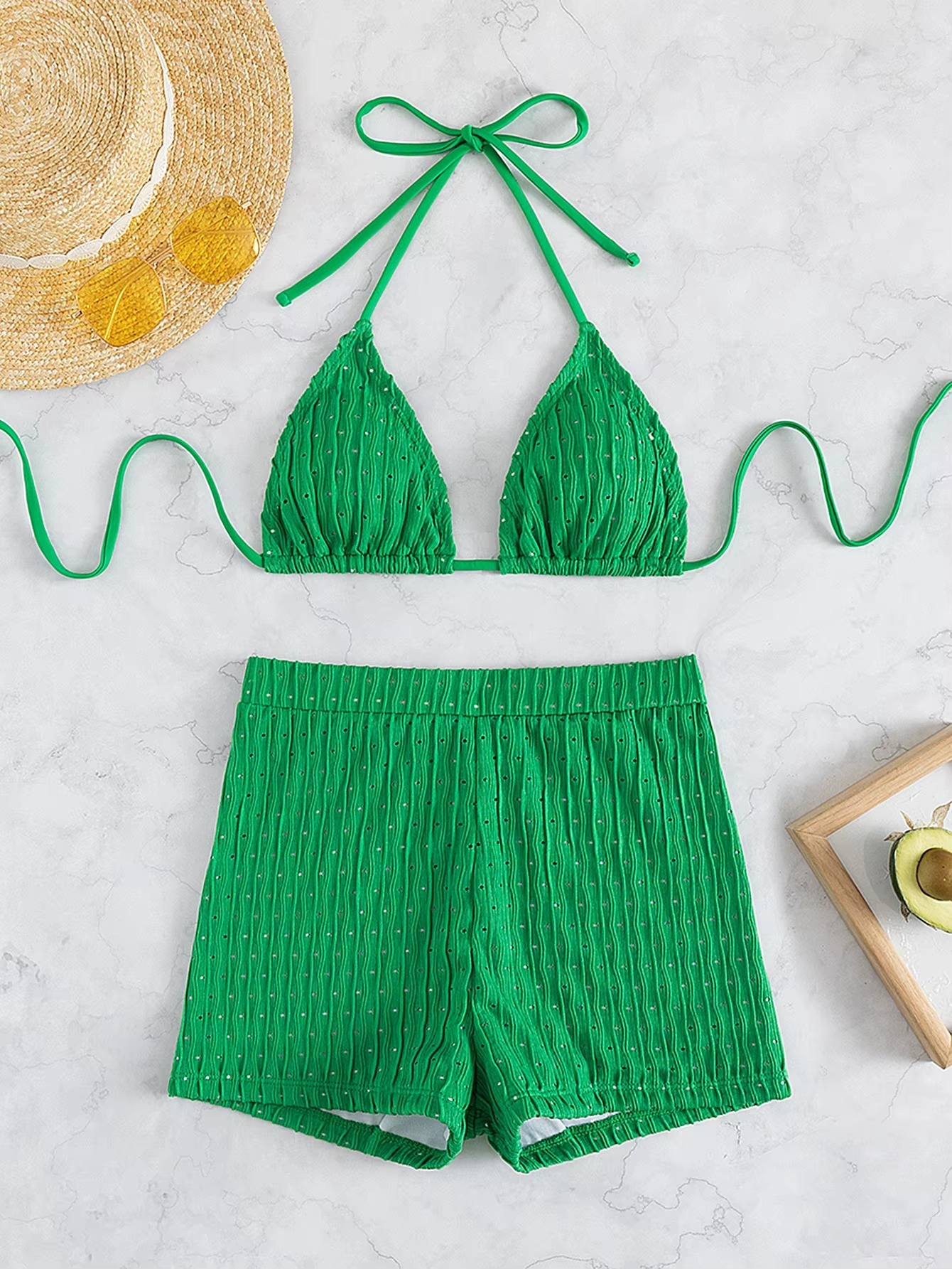 HALTER TOP WITH HIGHWAIST