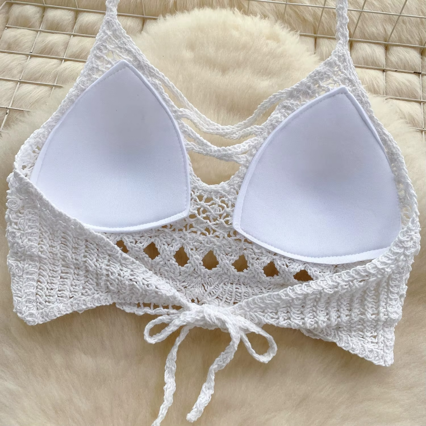 2-PIECE BACKLESS & SHORT