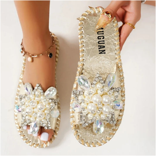 CRYSTAL PEARL FLOWER LUX SANDALS