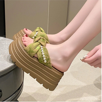 BOLD SOLE PEARL SANDALS