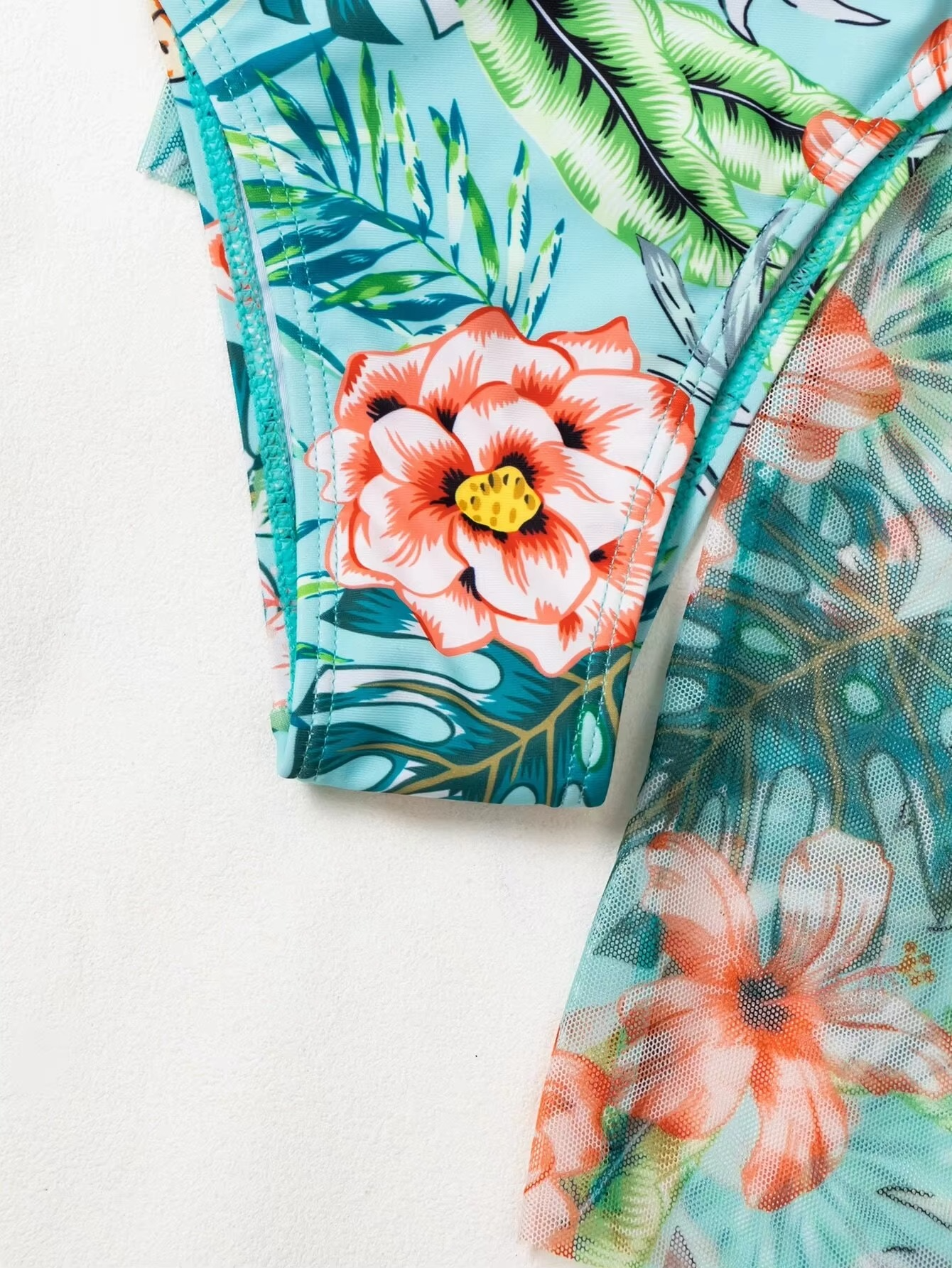 3-PIECE BIKINI WITH COVERUP