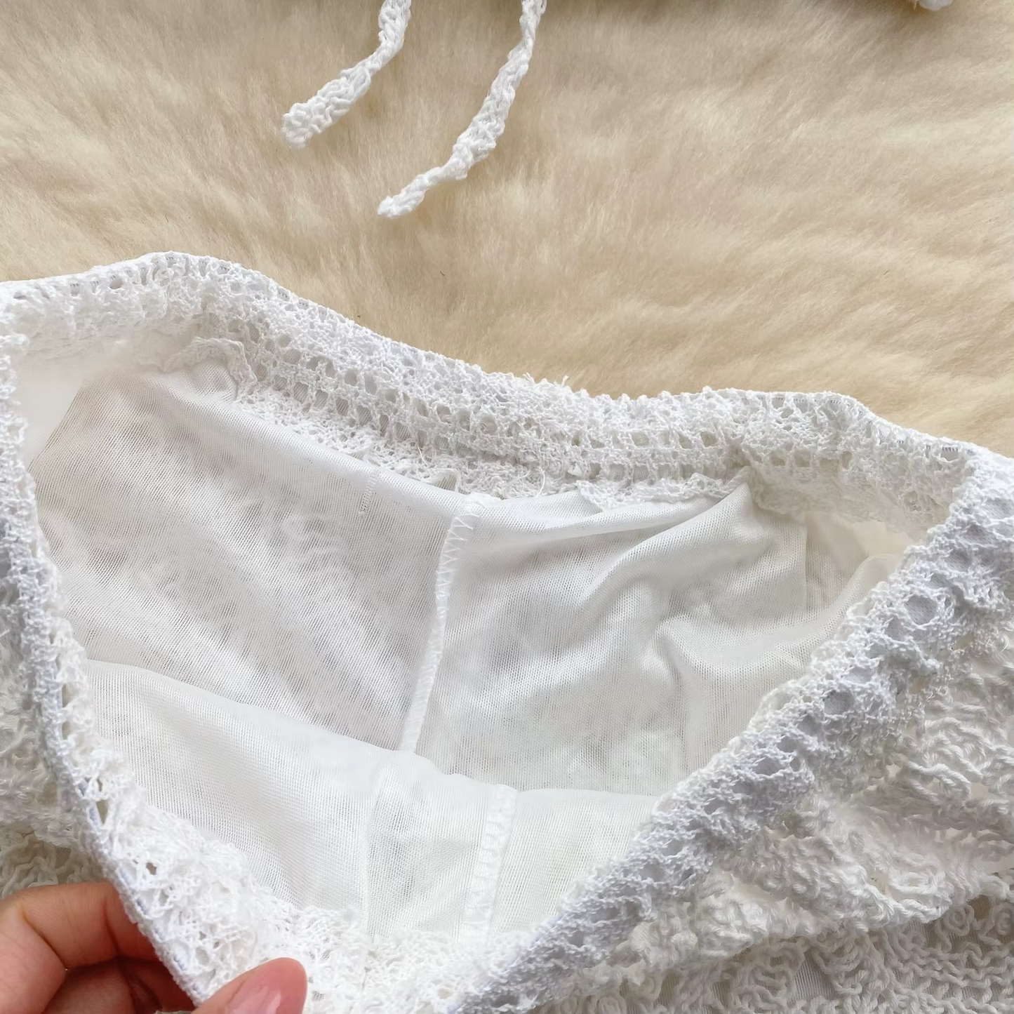 2-PIECE BACKLESS & SHORT