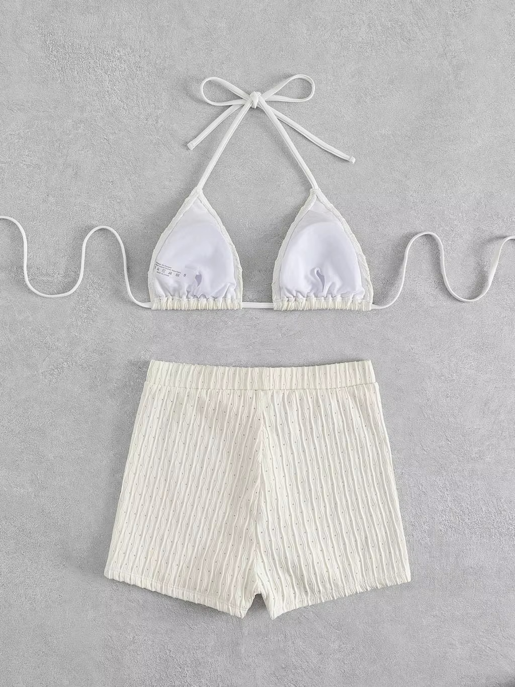 HALTER TOP WITH HIGHWAIST