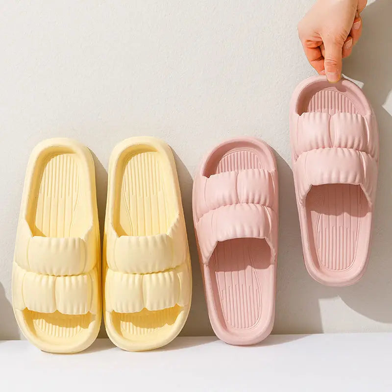 SOFT SOLE SUMMER SLIPPER