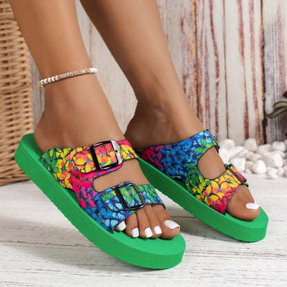 BUCKLE BEACH SANDALS