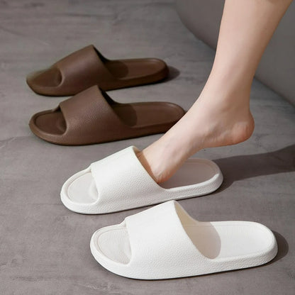 LIGHTWEIGHT EVA SLIPPERS