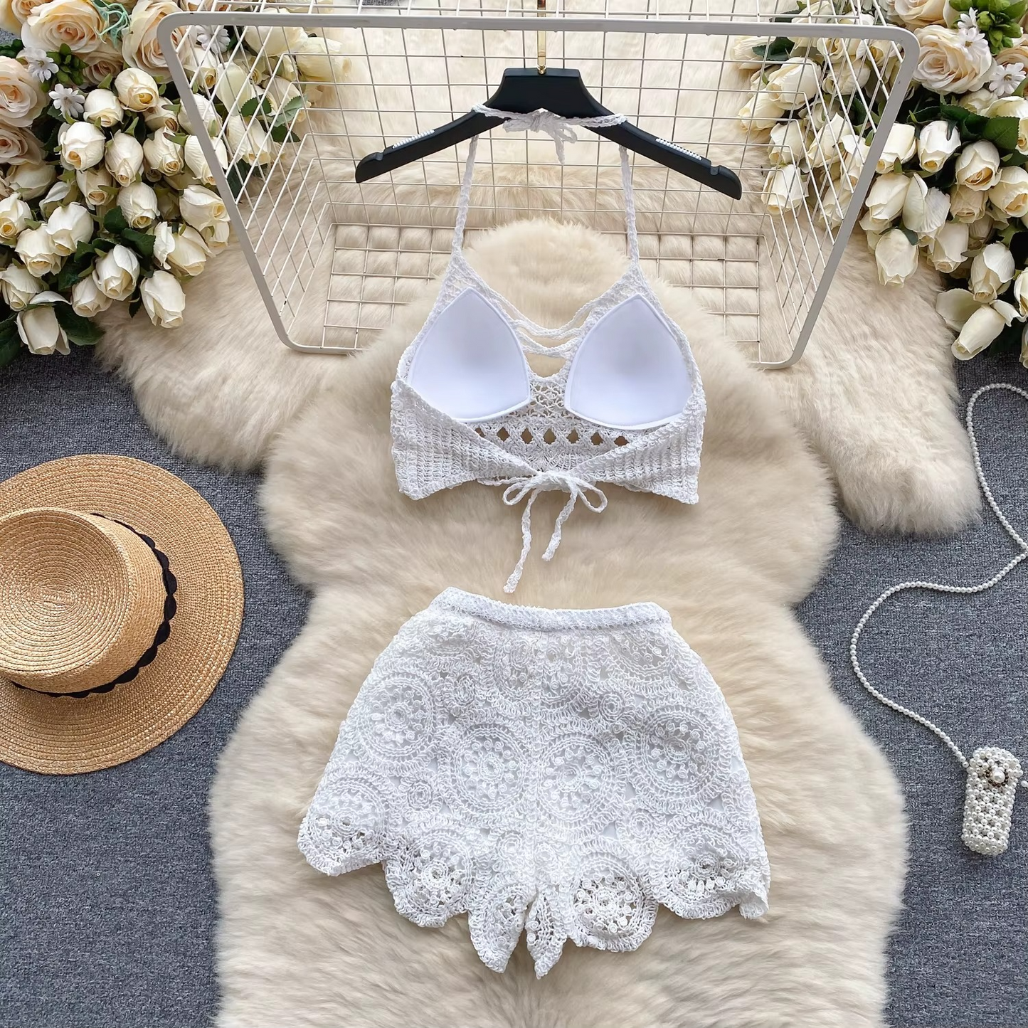 2-PIECE BACKLESS & SHORT