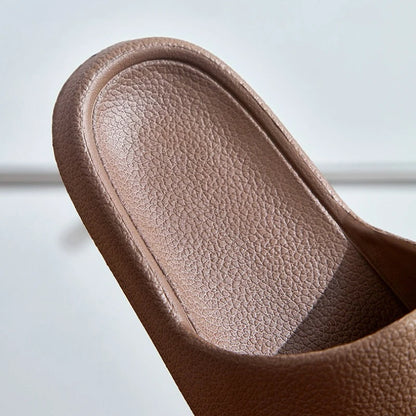 LIGHTWEIGHT EVA SLIPPERS