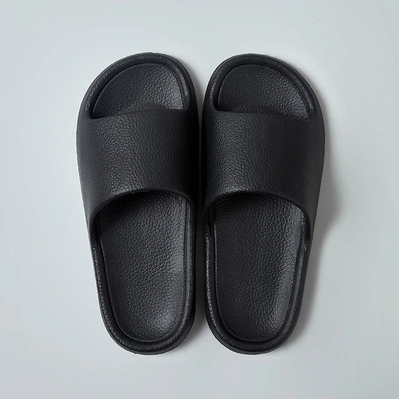 LIGHTWEIGHT EVA SLIPPERS
