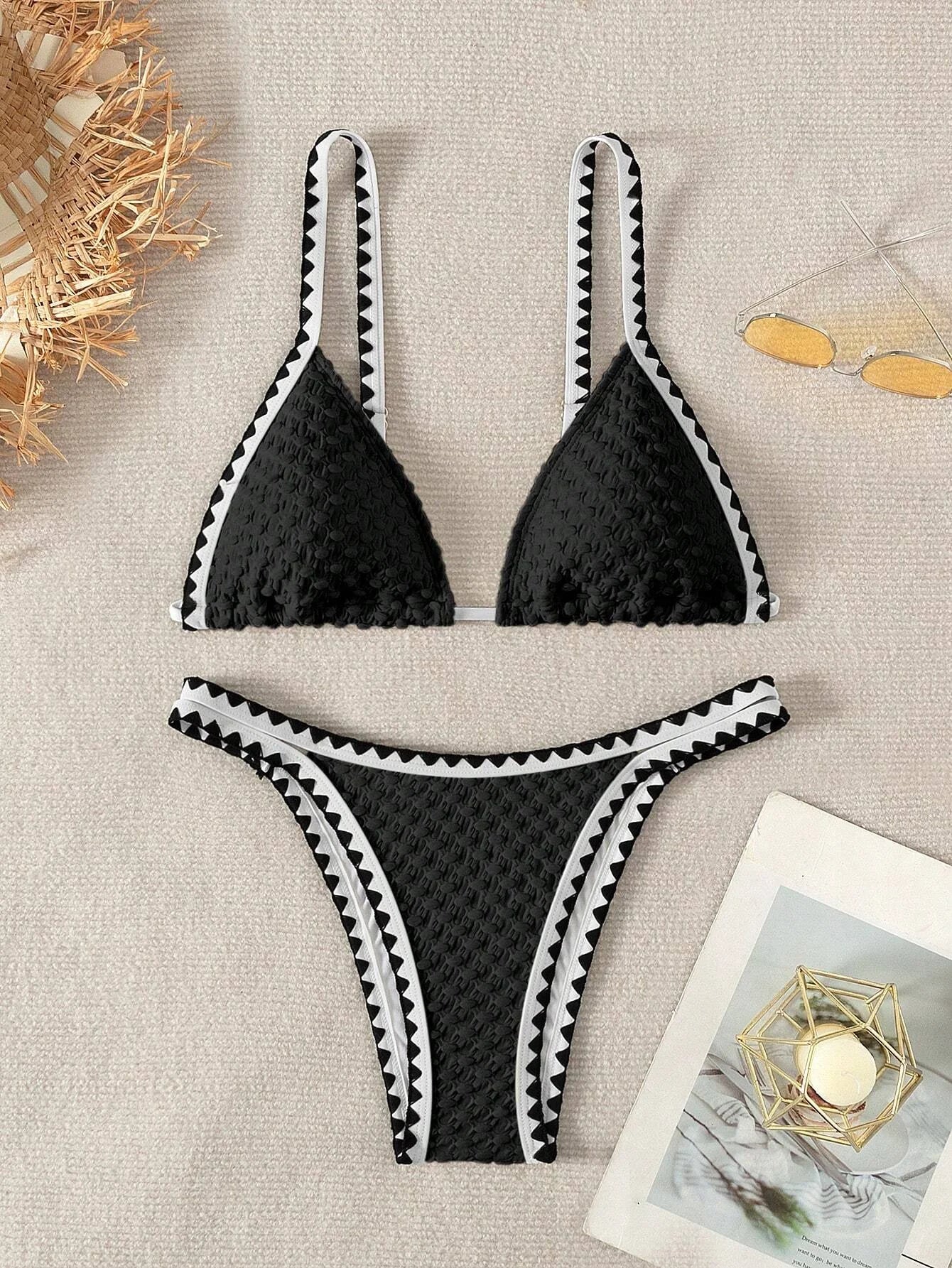 STRING TRIANGLE BIKINI